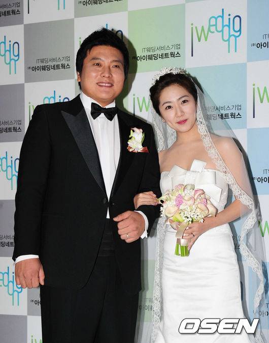 [OSEN=지형준 기자] 김태균-김석류 2010.12.11 /jpnews@osen.co.kr