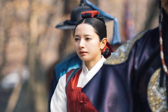 SBS 드라마 ‘귀궁’에서 여리 역을 연기한 배우 김지연 출연장면. 사진 SBS