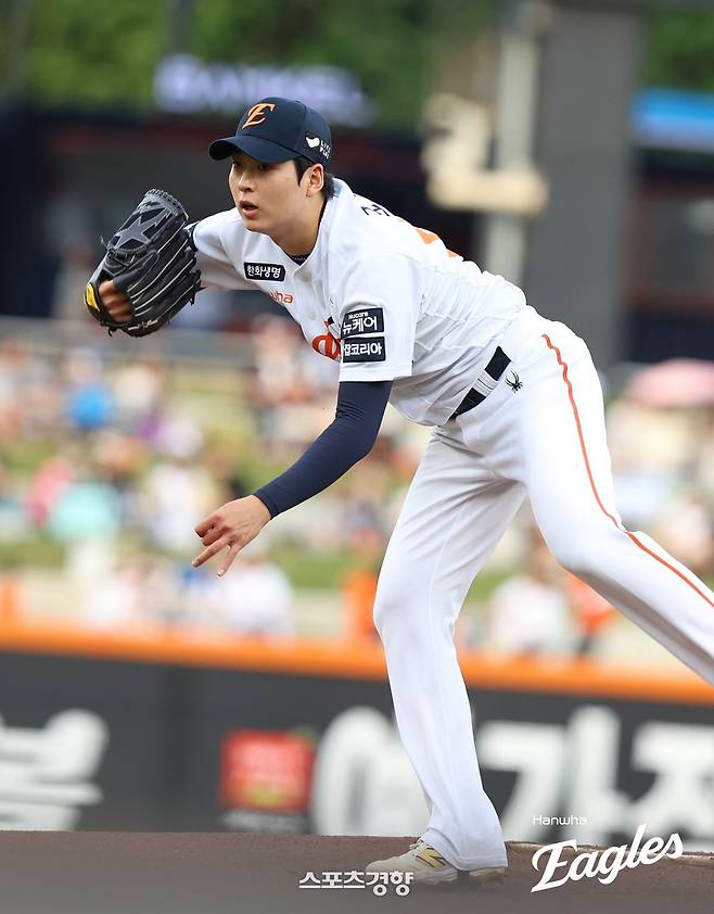 한화 조동욱이 11일 대전 두산전에서 역투하고 있다. 한화이글스 제공
