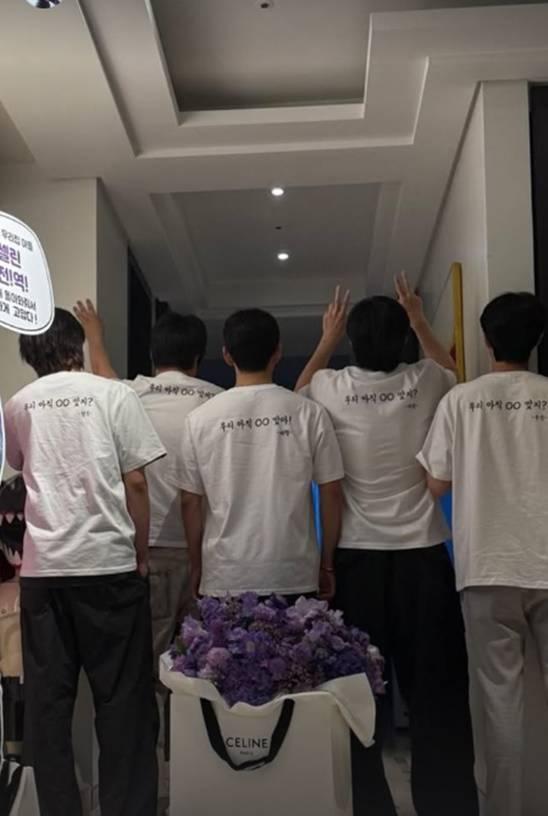 /사진=뷔 개인계정