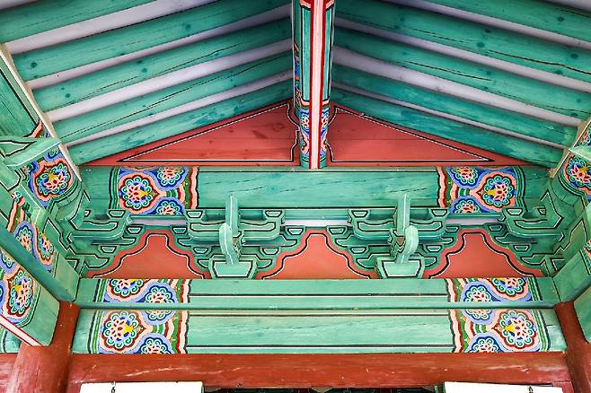 다포식 목릉 정자각  [사진/백승렬 기자]