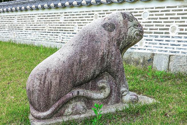 숭릉 석호 [사진/백승렬 기자]