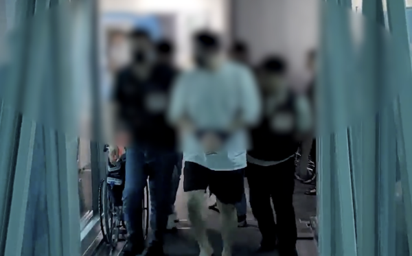 경기남부경찰청이 지난 5월 23일 태국으로 도피한 마약사범 40대 A씨를 인천국제공항을 통해 강제송환했다. [사진 = 경기남부경찰청]