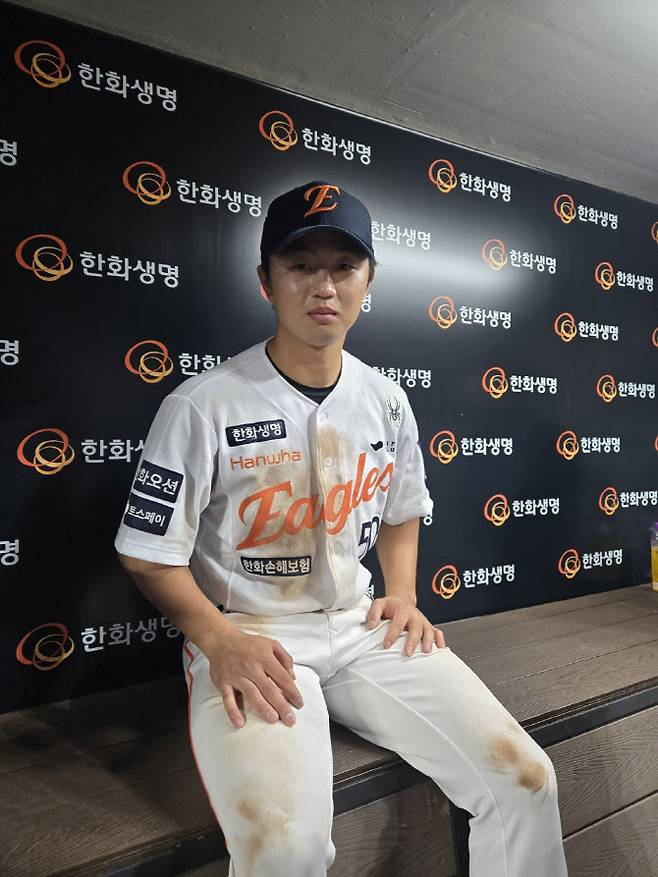 승리 수훈선수 인터뷰를 하는 한화이글스 이원석. 사진=대전 이석무 기자