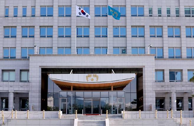 21대 이재명 대통령 임기가 시작된 4일 서울 용산 대통령실 청사에 봉황기가 게양돼 있다. (사진=연합뉴스)