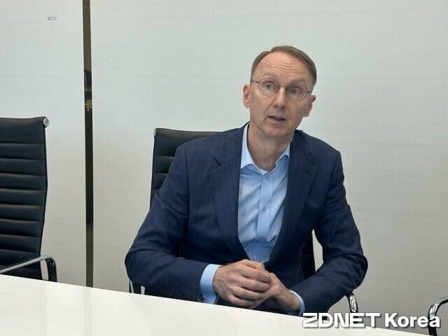 스테니우스 대표는 비용·기술력 이슈로 국내 AI 스타트업들이 핵심 기술보다 응용 분야에 치중했다고 분석했다.