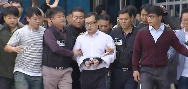 ‘꼬리에 꼬리를 무는 그날 이야기’(꼬꼬무)