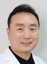 신홍범 대한수면의학회 부회장(코슬립수면의원 원장)