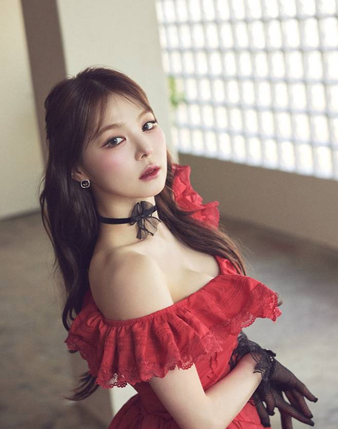 트롯 가수 유수현.
