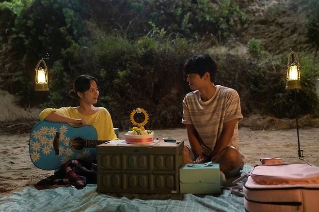 "Midnight Sun" starring Jung Ji-so (left) and Cha Hak-yeon (By4M Studio)