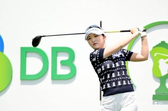 이예원의 티샷. / DB그룹 한국여자오픈 조직위 제공