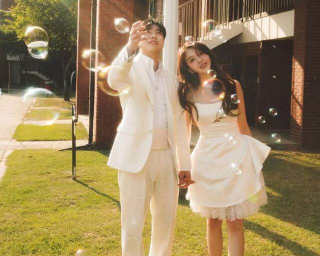 도화는 특유의 발랄함으로 야외에서도 매력을 뽐냈다. / 도화 소셜미디어