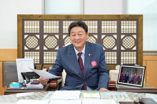 이동협 경주시의회 의장은 지난 11일 헤럴드경제와 인터뷰에서 “올 가을 경주에서 치러지는 APEC 성공 개최를 위해 경주시의회 차원에서 경주시 집행부를 적극 돕겠다”고 말했다. [경주시의회 제공]