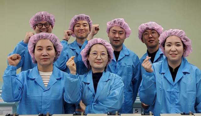 ▲대한적십자사 전북자치도혈액원 품질분임조 '사봉전혈'은 지난 11일 전주상의에서 열린 '2025 전북자치도 품질분임조 경진대회'에서 '최우수상'을 수상했다. ⓒ전북자치도혈액원