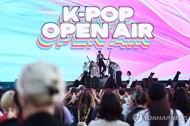 지난해 7월 러시아 모스크바에서 열린 K팝 온에어 페스티벌  [타스 연합뉴스 자료사진. 재판매 및 DB 금지]