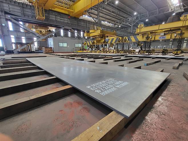 동국제강의 정품 후판 정척재 제품. /동국제강 제공