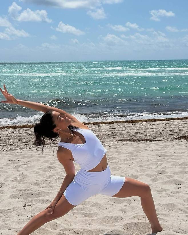 인스타그램 @alomoves