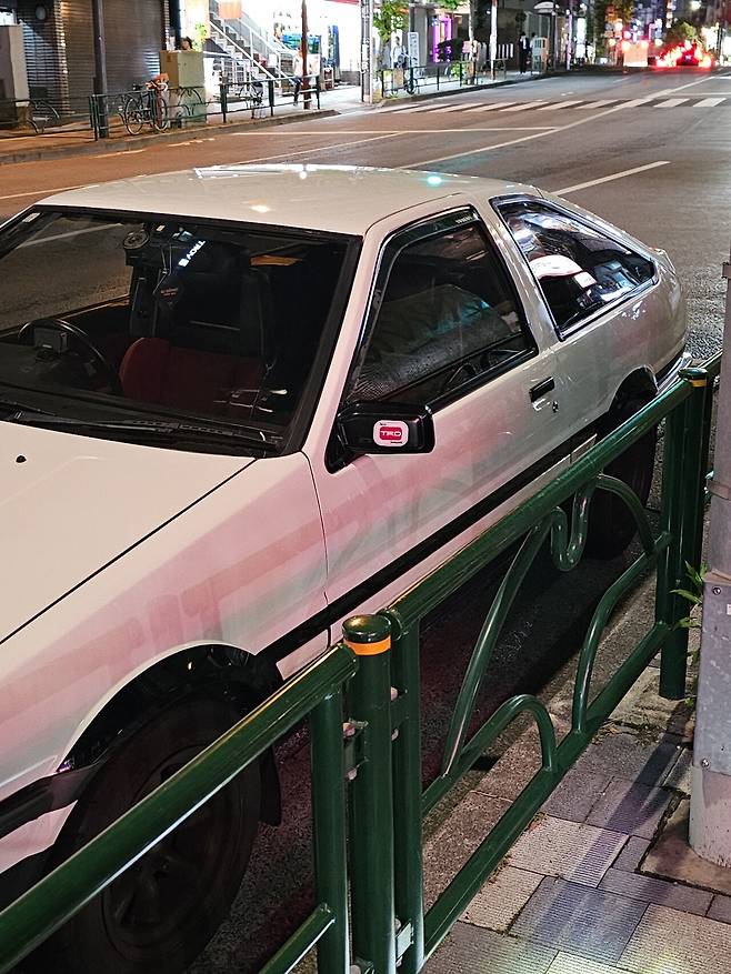 실시간 도쿄 도심에서 이니셜D 하치로쿠 실차 목격함 ㅎㄷㄷ