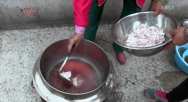 다운로드 (3).png 한국인의 밥상 닭발편육.jpg 한국인의 밥상 - 닭발편육.jpg