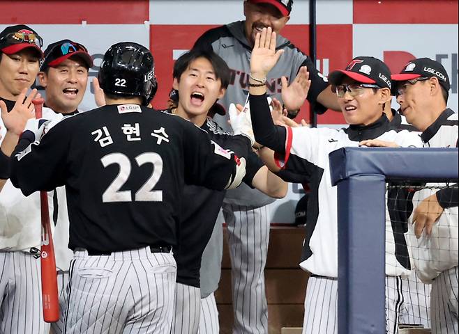 LG와 한화가 선두를 두고 다시 만났다. 고척=정시종 기자 capa@edaily.co.kr