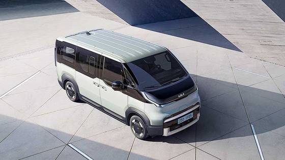 기아가 브랜드 최초로 출시한 전동화 목적기반차량(PBV) '더 기아 PV5'. 기아