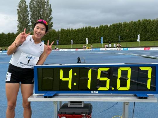 육상 여자 1,500ｍ에서 일반부 신기록을 세운 박나연. 사진[연합뉴스]