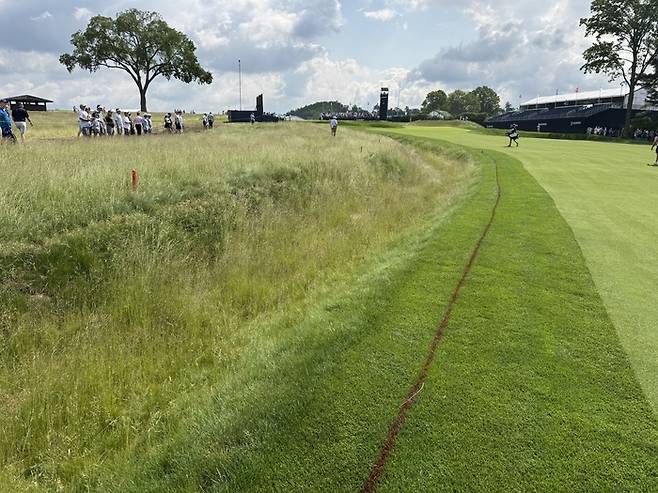 오크몬트 컨트리클럽 내에 자리한 배수로. 임정우 기자