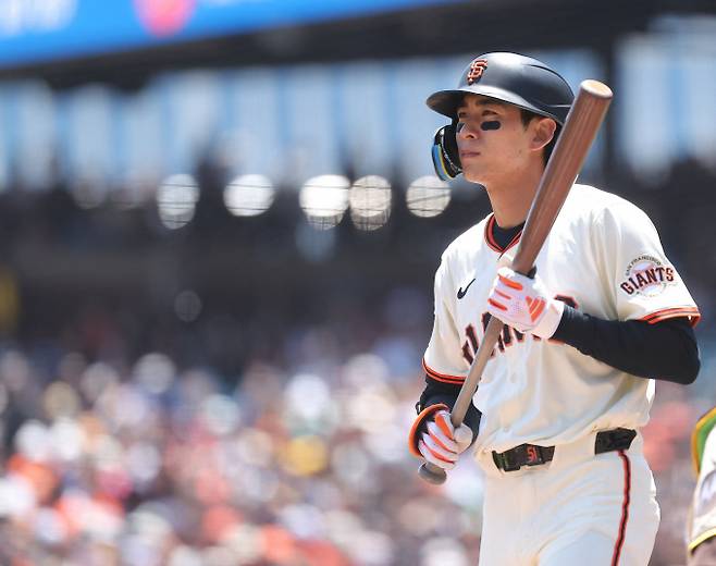 샌프란시스코 자이언츠 이정후가 세 경기 연속 안타와 득점에 성공했다. 사진은 샌프란시스코에서 활약 중인 이정후의 모습. /사진=로이터