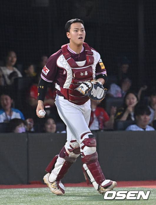 [OSEN=부산, 이석우 기자]  키움 히어로즈 김건희 017 2025.06.05 / foto0307@osen.co.kr