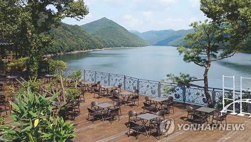 수생식물학습원 앞 대청호 [연합뉴스 자료사진]