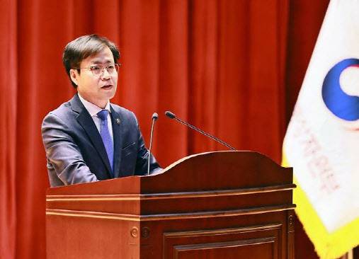 여한구 산업통상자원부 통상교섭본부장이 12일 정부세종청사에서 열린 취임식에서 기념사하고 있다. (사진=산업부)