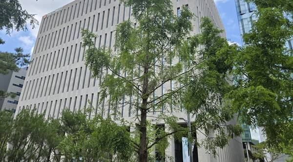 - 행사를 진행하기에 최고의 날씨