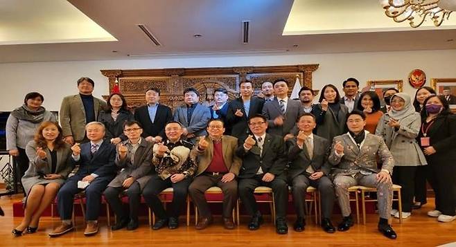 사진=술리스 전 대사 본인제공