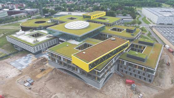 덴마크 빌룬에 2022년 새로이 들어선 레고 캠퍼스, 즉 레고의 본사 모습. [사진 민음사]