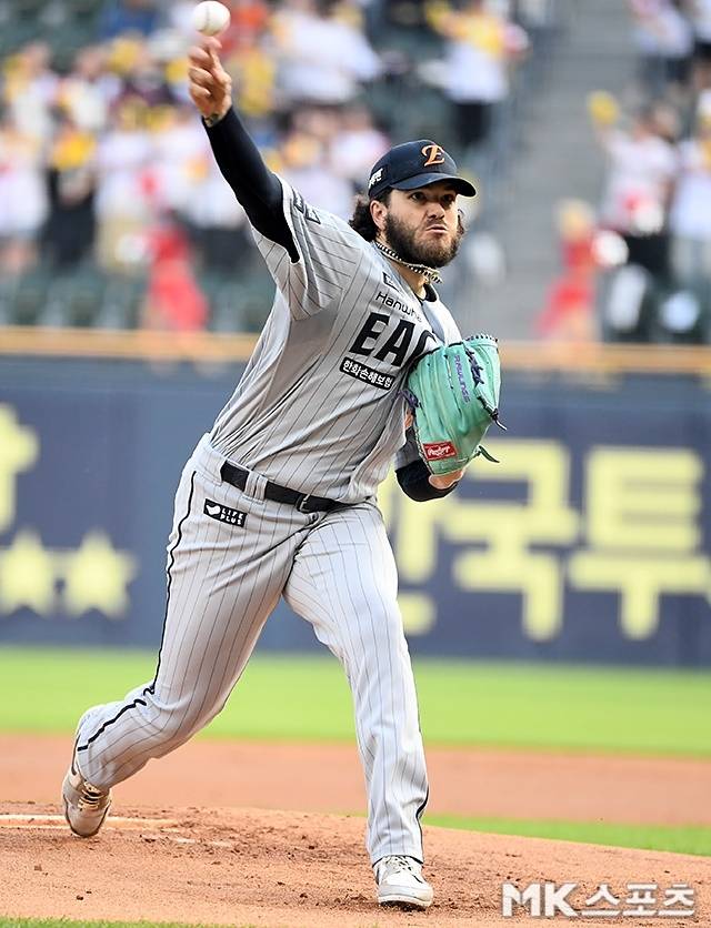 14일 대전 LG전에 선발 등판하는 폰세. 사진=천정환 기자