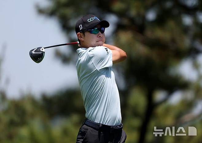 [서울=뉴시스]KPGA 투어 최진호. (사진=KPGA 투어 제공)
