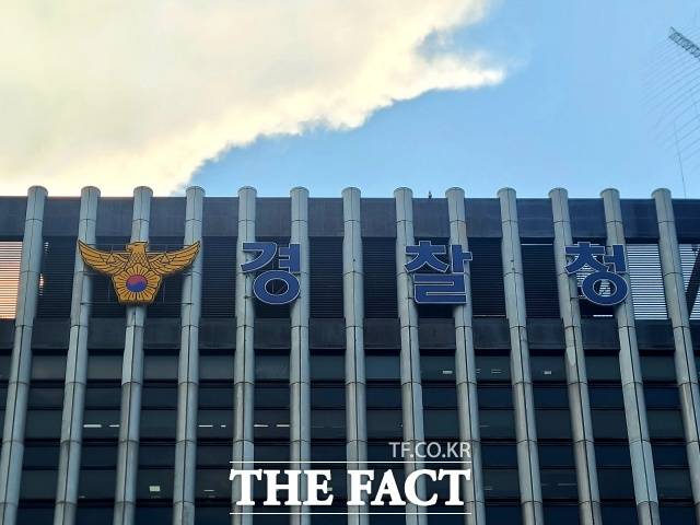 경찰은 13만명 규모의 거대 조직이지만 수장인 경찰청장이 차관급에 머물러 있다. 이로 인해 국정 운영의 핵심인 국무회의나 주요 정책 결정 과정에서 실질적인 발언권을 확보하지 못하고 있다. 경찰청장 장관급 격상은 이번 대선 공약에는 포함되지 않았다. 하지만 더불어민주당이 관련 법안을 발의한 만큼 경찰의 숙원인 장관급 경찰청장이 들어와 검찰과 대등한 위치를 확보하는 것은 물론, 불균형 계급 체계를 바로 잡고 이에 따른 실질적 처우 개선을 기대하는 목소리가 크다. /김영봉 기자