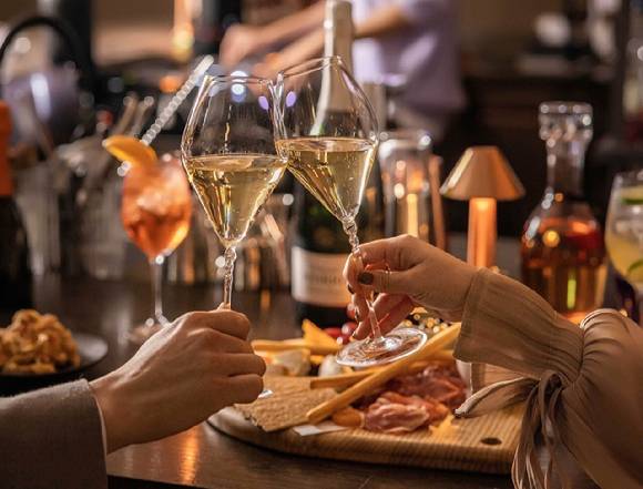 올나잇 롱 해피아워 이미지. [사진=안다즈 서울 강남]