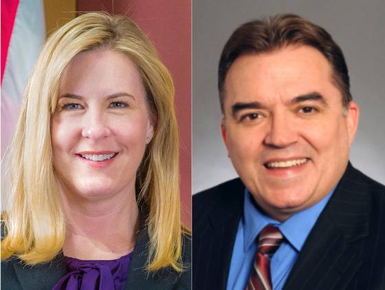 미 미네소타 주 멜리사 호트먼(왼쪽) 주 하원의원과 존 호프먼 주 상원의원. AP=연합뉴스