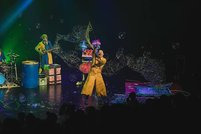 학생공연관람지원사업 ‘공연봄날’의 공연작으로 참가해 지난해 7월 2일 오류아트홀에서 선보인 창작 뮤지컬 ‘싸운드 써커스’ . 서울시 제공