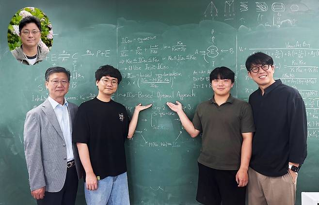 이번 연구를 수행한 공동 연구진. 김상겸(왼쪽부터) 충남대 교수, 송윤민 IBS 의생명수학그룹 박사, 장형준 KAIST 학부생, 김재경 KAIST 교수, 윤휘열(왼쪽 위) 충남대 교수.[KAIST 제공]