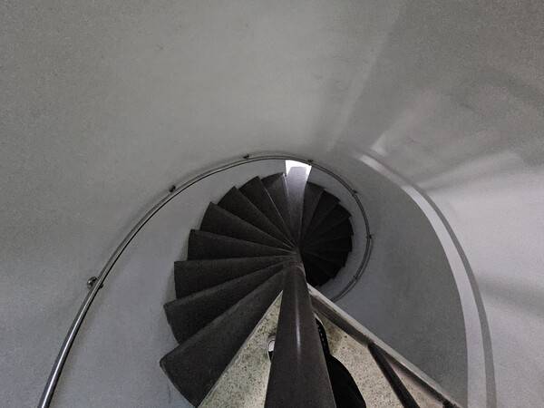 민주화운동기념관 구관(M2) 나선형 계단. /최석환 기자