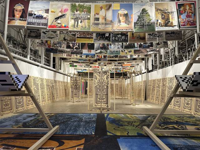 크리에이터 듀오 M/M(Paris)의 '사랑/마법MABEOB M/MAGIE’ 설치 전경. 김은영 기자