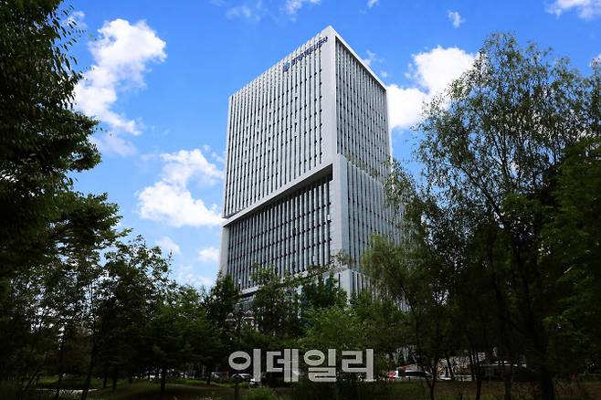 경기 수원시 영통구 소재 GH 광교 신사옥 전경.(사진=경기주택도시공사)