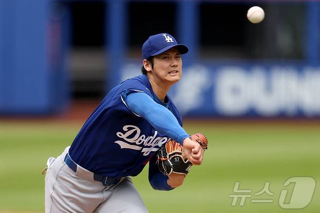 LA 다저스 오타니 쇼헤이가 17일(한국시간) 열리는 2025 메이저리그 샌디에이고 파드리스전에 선발 등판한다. ⓒ AFP=뉴스1