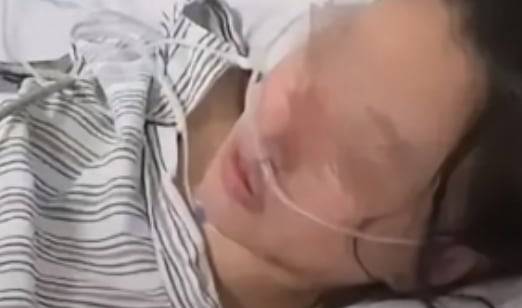 괴한의 흉기에 찔린 중국 여성./샤오홍슈