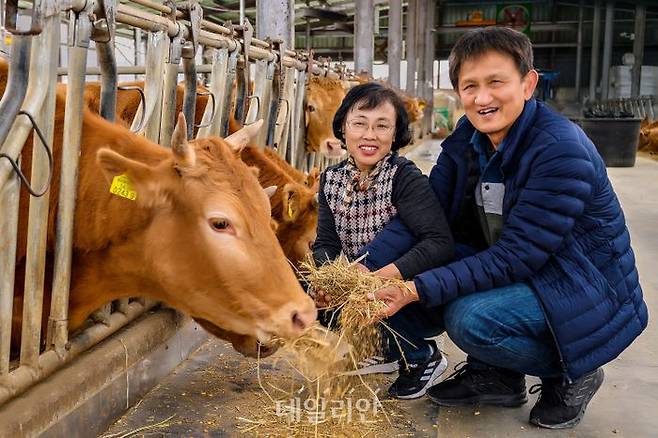 백석환 대표(오른쪽). ⓒ백석환 대표 제공