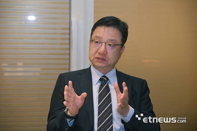 이성엽 고려대 교수