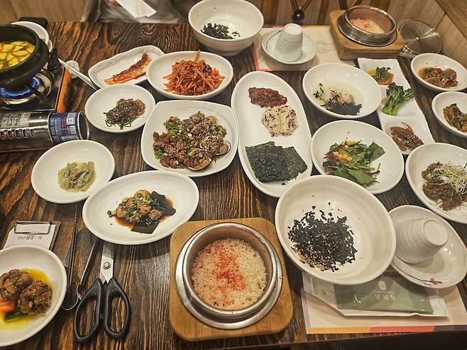 KakaoTalk_20250616_002238790_02.jpg 여수 게장 순천 꼬막정식