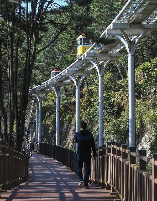 부산 갈맷길 중 하나인 송정~미포 코스. 출처=fnDB